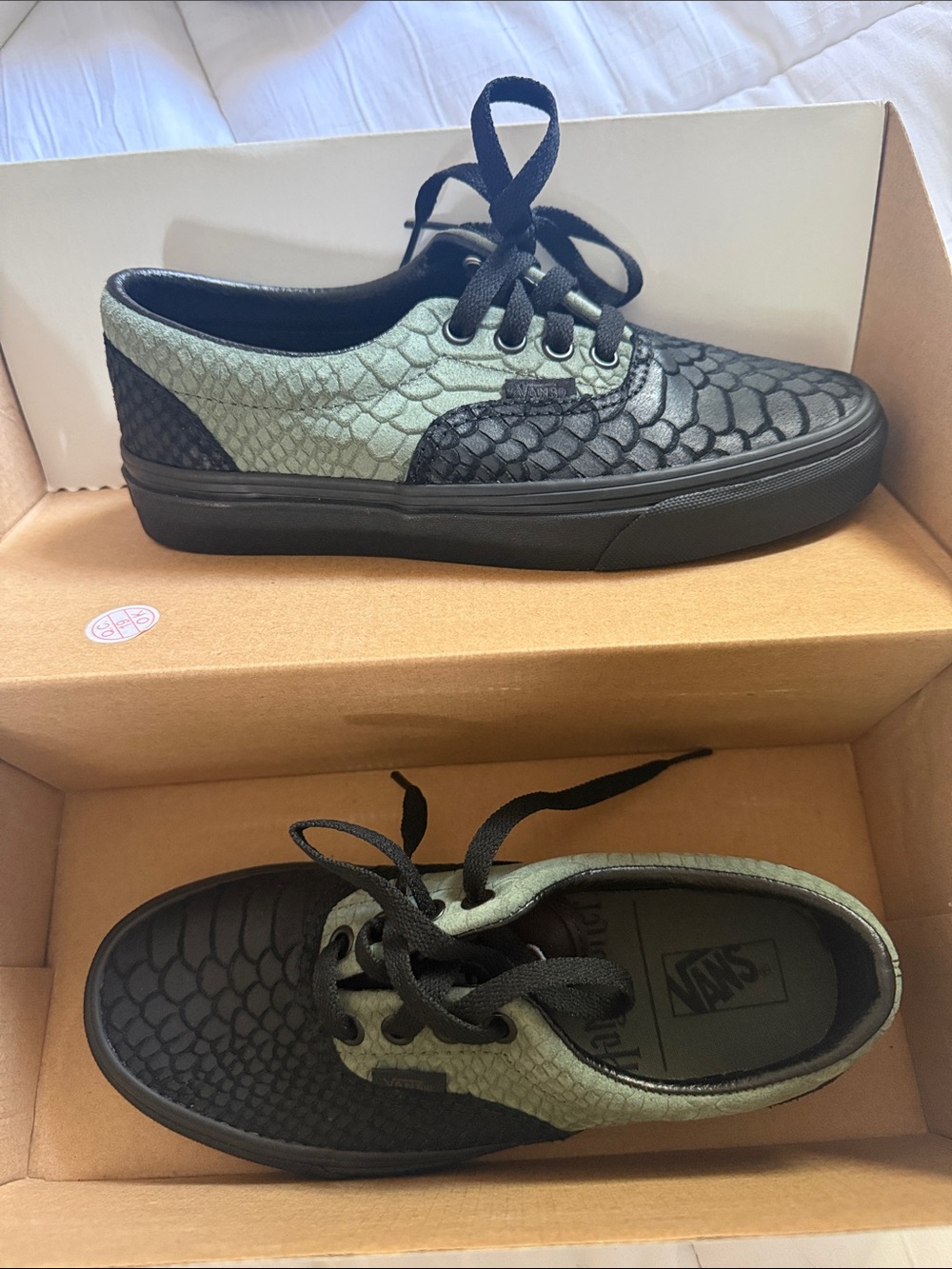 Vans Low Top Sneakers in Olive Green & Black Scaled Design